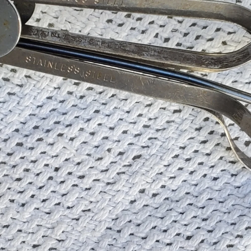 Vintage Red Handle ‎ egg beater /Mixer